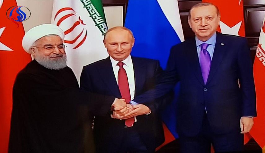 بوتين: ايقاف الحرب في سوريا لن يتحقق دون مساهمة ايران وتركيا