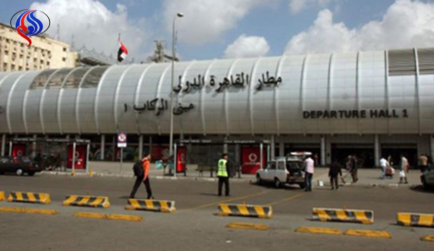 القاهرة تفرض تأشيرات على القطريين