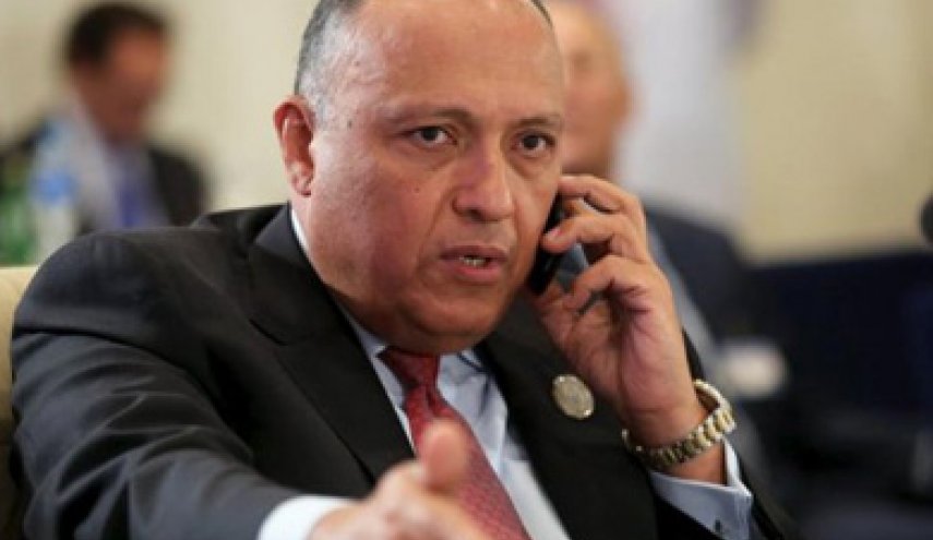 وزير الخارجية المصری يجري اتصالا بنظیره الفرنسی