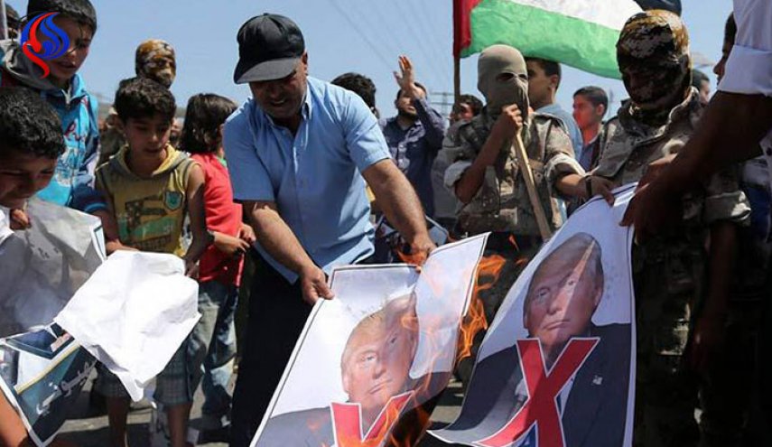 مظاهرات تعم الضفة وغزة ومدنا اسلامية رفضا لقرار ترامب