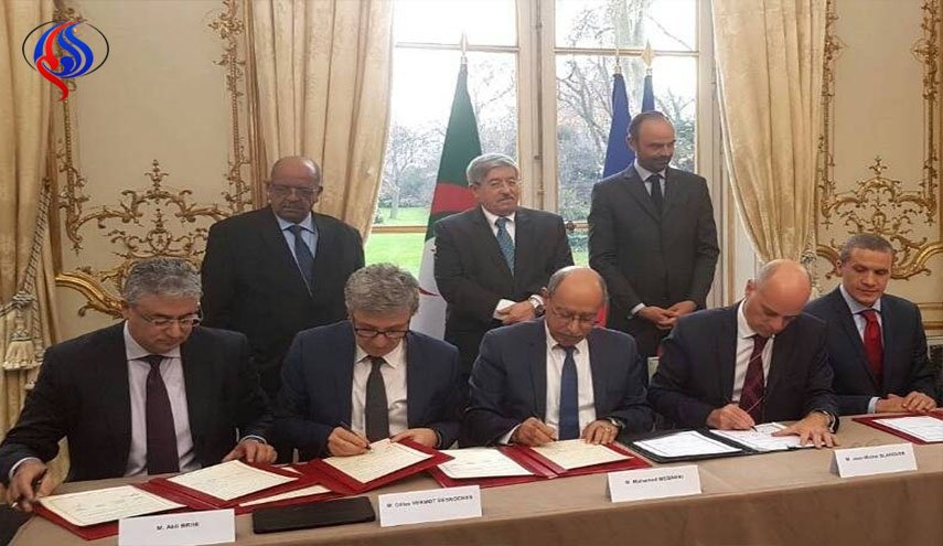 التوقيع على عدة اتفاقات شراكة اقتصادية بين فرنسا و الجزائر