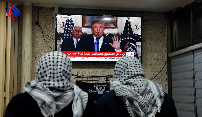 عطوان: ترامب سيترحم على أيام داعش والقاعدة بنقل سفارته 