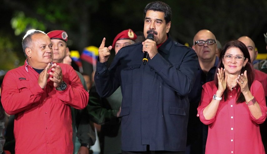 مادورو يعلن فوز حزبه بنسبة 90% في الانتخابات البلدية