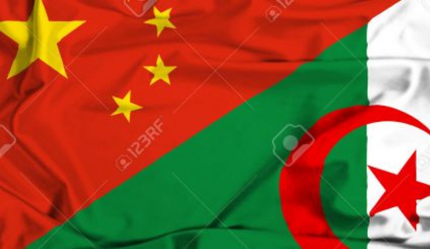 الرئيسان الصيني والجزائري يشيدان بنجاح إطلاق قمر صناعي للاتصالات