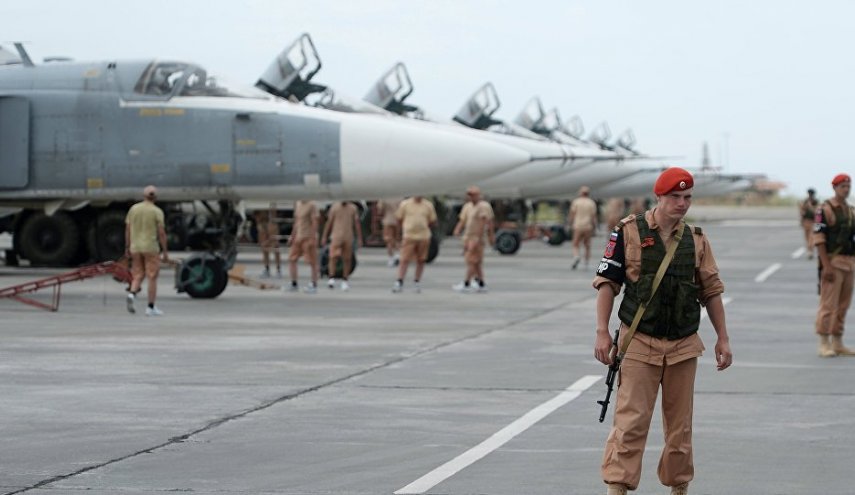 طيارون روس يكشفون موعد عودتهم من سوريا..