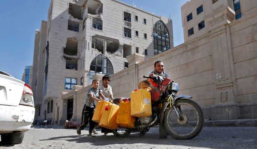 مسؤول أمريكي: لا دلالة على تخفيف الحصار على موانئ اليمن لدخول المساعدات