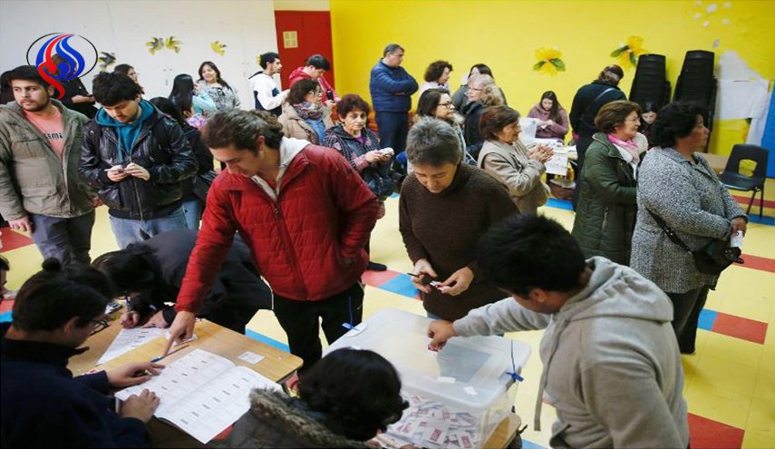 منافسة حادة بين اليمين واليسار في الإنتخابات الرئاسية في تشيلي