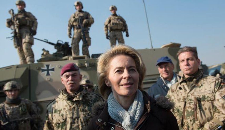 وزيرة دفاع ألمانيا: قد نرسل مزيدا من الجنود لأفغانستان