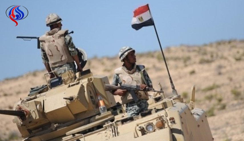 مصر.. مقتل 5 مسلحين غداة الهجوم على مطار العريش