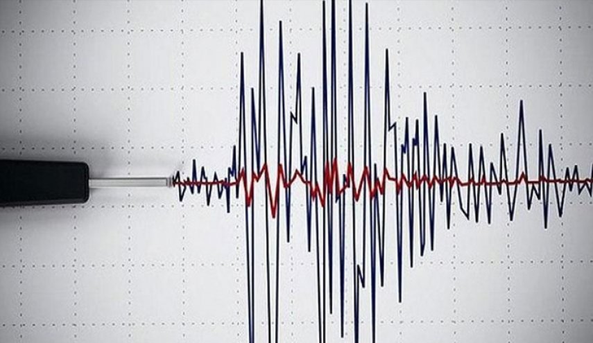 زلزال بقوة 5.2 درجة یضرب محافظة كرمان بجنوب شرق ایران