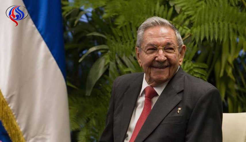 کناره گیری رائول کاسترو از قدرت به ماه آوریل موکول شد