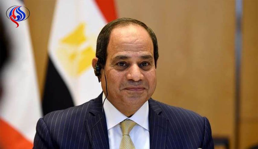 أول تعليق للسيسي على استهداف مطار العريش