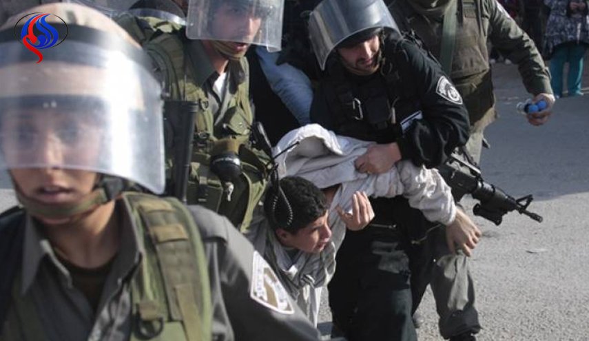 الاحتلال يعتقل 5 مواطنين من الضفة الغربية