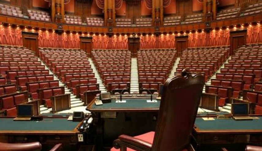 پارلمان ایتالیا منحل شد