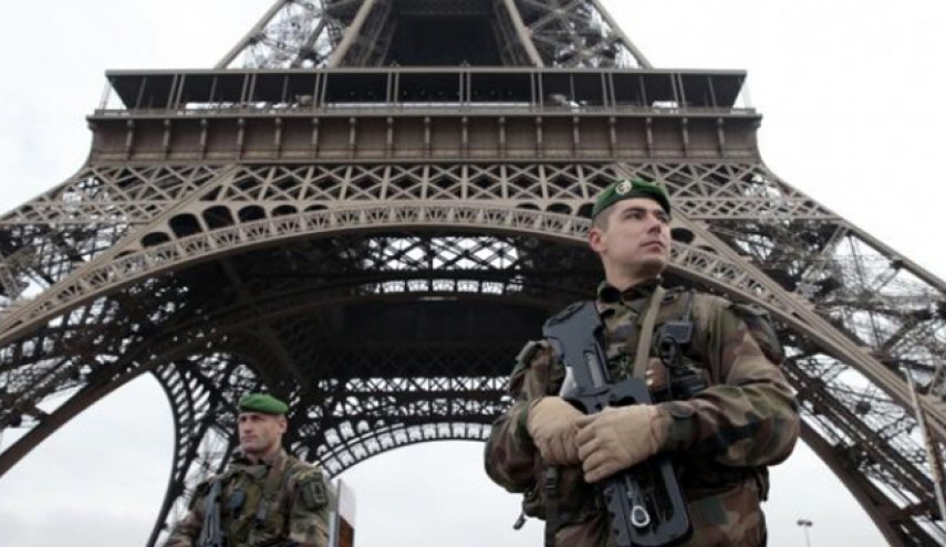 نزدیک شدن سال نو میلادی و تشدید تدابیر امنیتی در پاریس