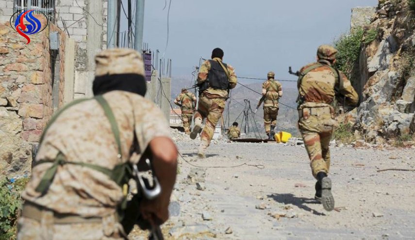 الجيش اليمني يشن هجوماً علی تبة القناصين