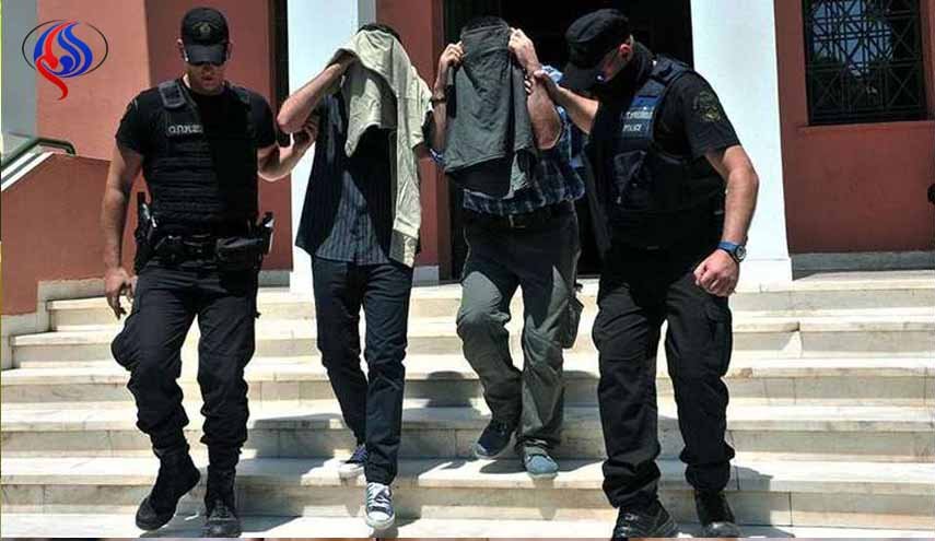 الحكومة اليونانية تطالب بإلغاء قرار منح اللجوء السياسي لعسكري تركي