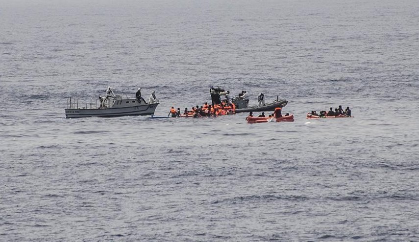 واژگونی قایقی در آب‌های اندونزی/ 28 نفر مفقود شده‌اند