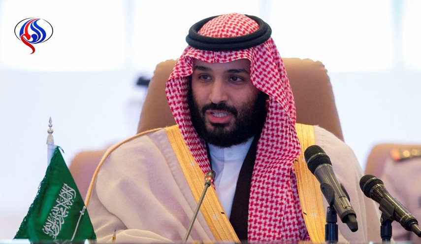 كاتب سعودي: بن سلمان سيصدر قرارات جريئة بشأن العائلة المالكة!