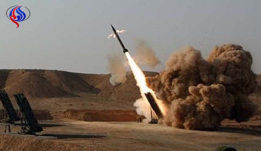 صاروخ زلزال -1 يستهدف مرتزقة العدوان السعودي بنهم 