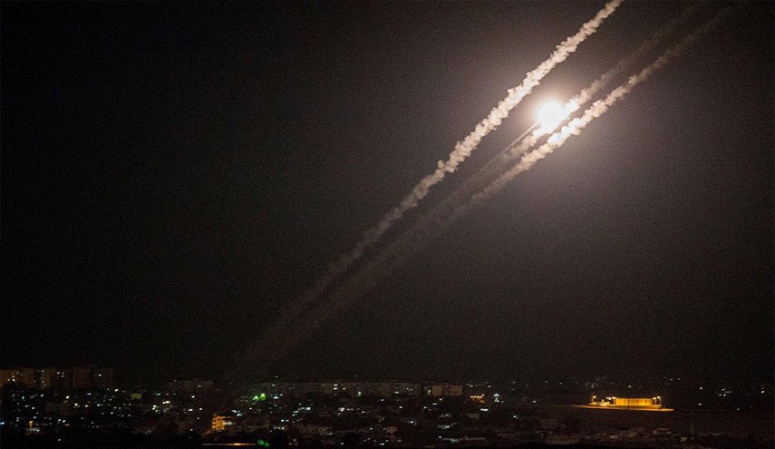الاحتلال الاسرائيلي يكشف عدد الصواريخ التي سقطت عليه خلال 2017