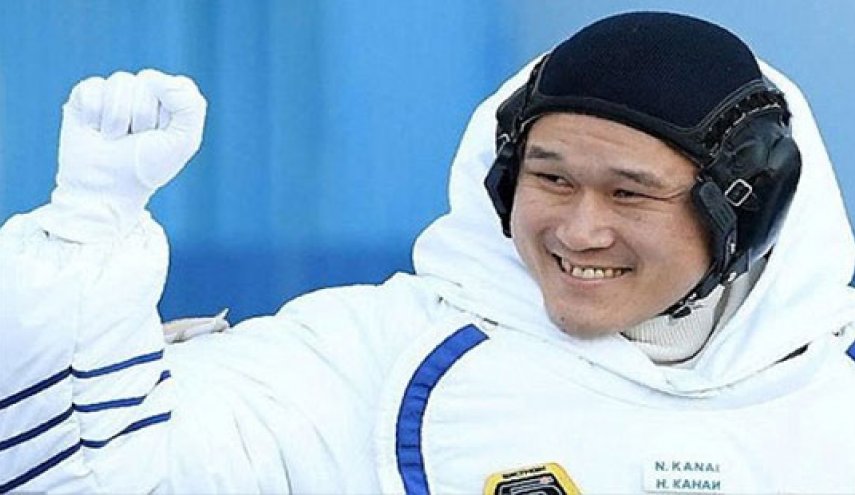نتیجه تصویری برای فضانورد ژاپنی در فضا قد کشید!
