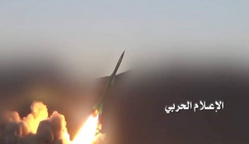 شلیک موشک «قاهر ام_2» به مواضع مزدوران سعودی و آشیانه بالگردهای آنها در نجران