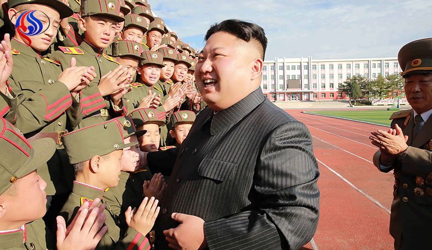 الكشف عن ملامح طفولة زعيم كوريا الشمالية ..