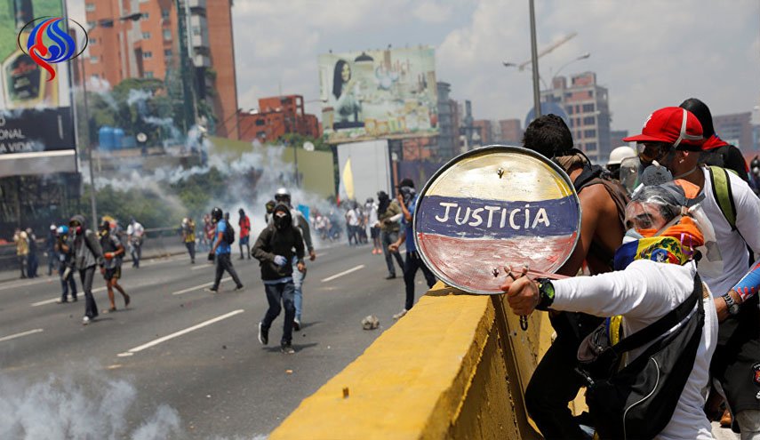 تقدم كبير في مفاوضات السلطات الفنزويلية والمعارضة 