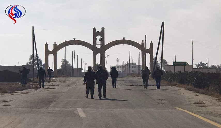 صور خاصة للعالم: الجيش السوري يطرق أبواب مطار أبو الظهور