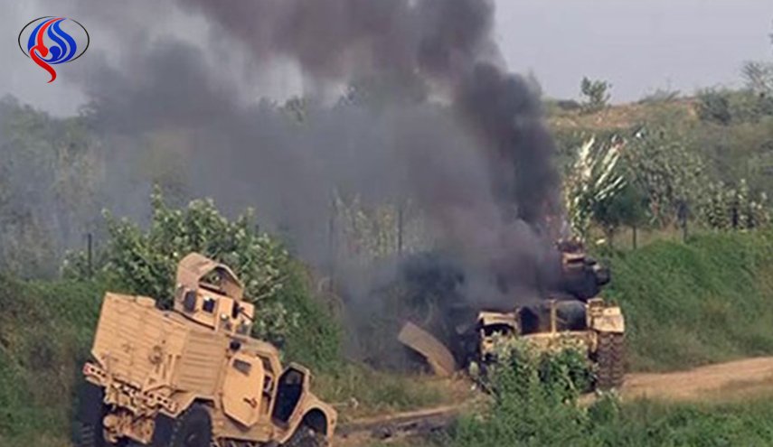 تدمير ثلاثة آليات عسكرية لمرتزقة الجيش السعودي بنجران 
