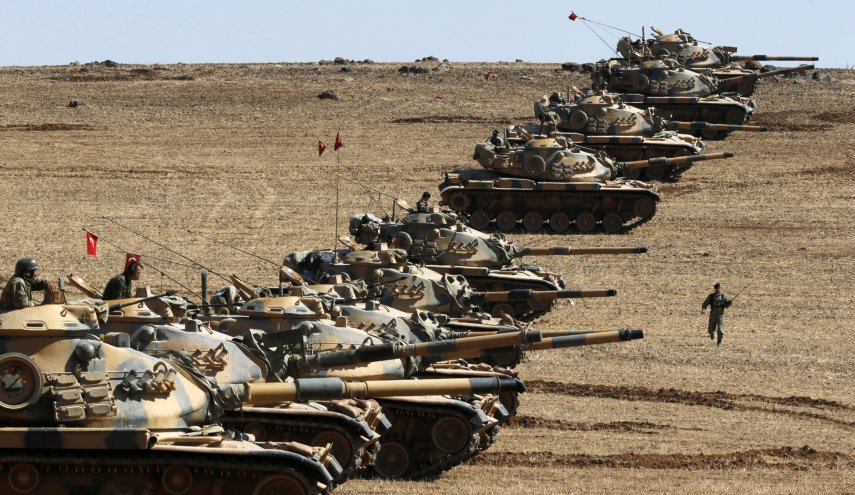 نیروهای ترکیه در مرز سوریه به حالت آماده‌باش درآمدند