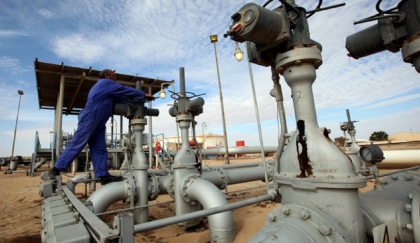 توافق الجزایر و لیبی برای اداره میدان‌های نفتی مشترک

