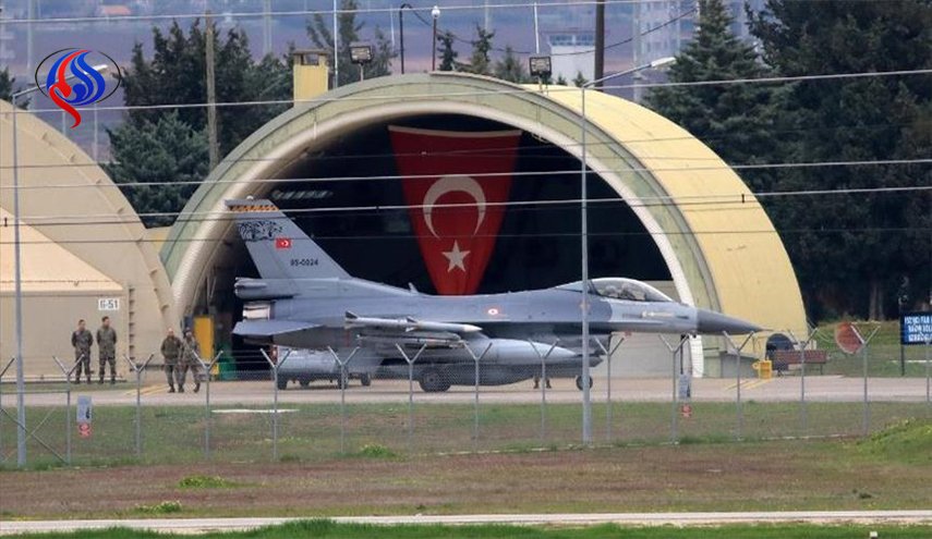 تركيا تواصل بكثافة تحركاتها الجوية في إطار غصن الزيتون