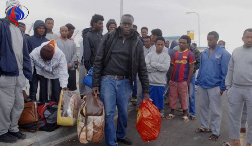 ليبيا.. ترحيل مجموعة جديدة من المهاجرين الأفارقة