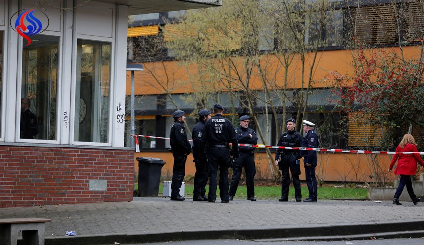 بالصور.. مقتل طالب فى حادث طعن بسكين داخل مدرسة بألمانيا