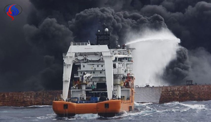 مسؤول ايراني: تحقيق مع طاقم السفينة الصينية التي اصطدمت مع ناقلة النفط