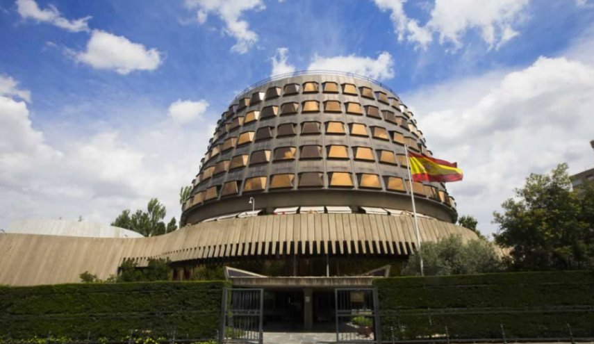 المحكمة الدستورية الاسبانية تنظر في طعن مدريد بحق بوتشيمون