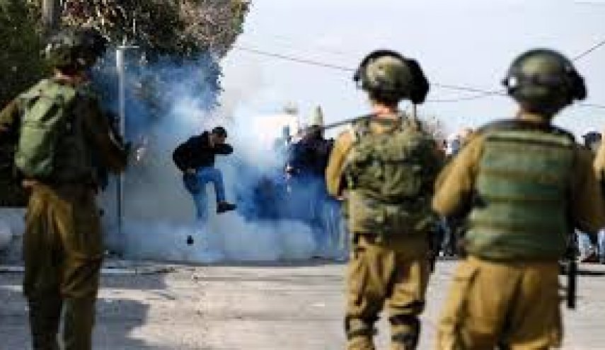 ادامه درگیری نظامیان صهیونیستی با جوانان فلسطینی در جنین