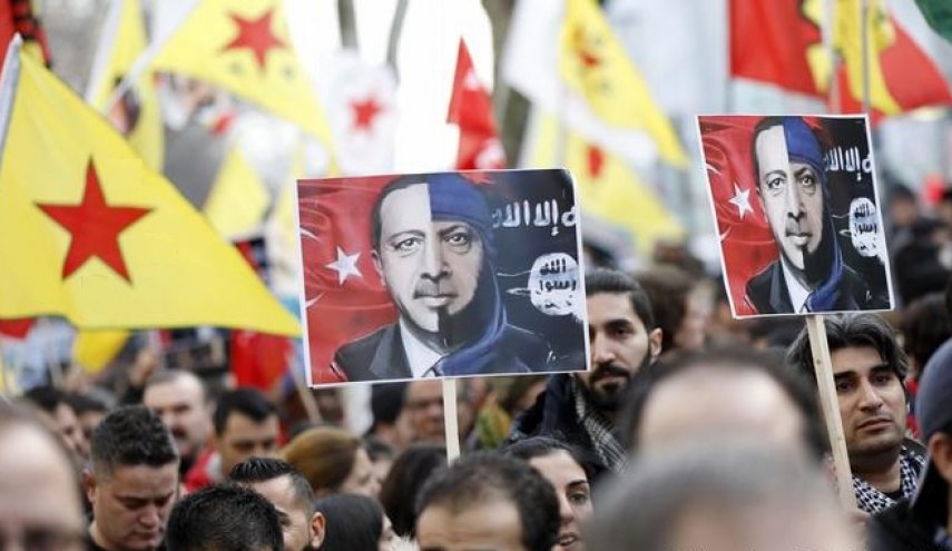 الآلاف يتظاهرون في فرنسا ضد العدوان التركي على سوريا