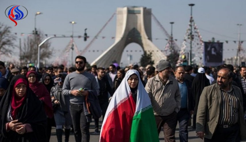 220 نائبا ايرانيا يقدرون المشاركة الشعبية الواسعة بمسيرات ذكرى الثورة 