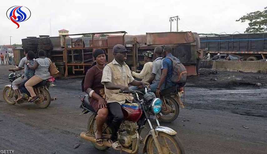 مصرع 22 تلميذا في حادث سير مروع في نيجيريا