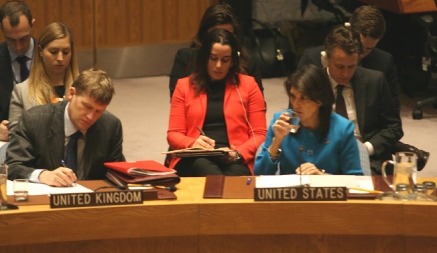 اعتراف نیکی هیلی به همکاری معارضان سوری با آمریکا / نماینده روسیه در سازمان ملل: کلید تمام فرایندها احترام به حق حاکمیت سوریه است