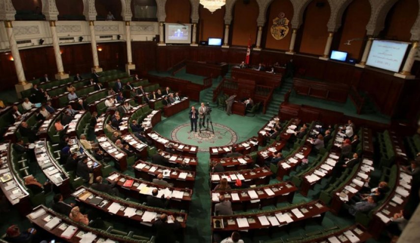 البرلمان التونسي يقرّ تعيين مروان العباسي محافظا جديدا للبنك المركزي