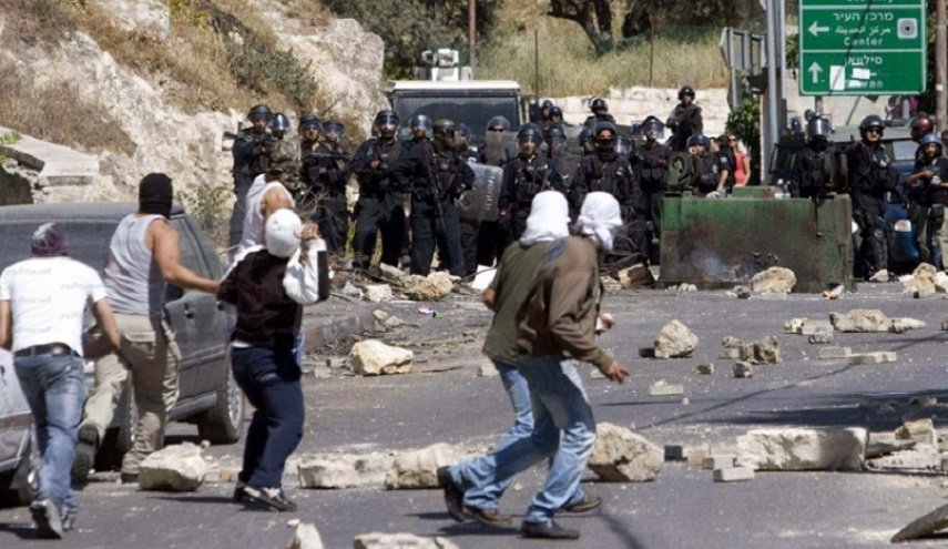 مواجهات بين الفلسطينيين وقوات الاحتلال بالضفة الغربية