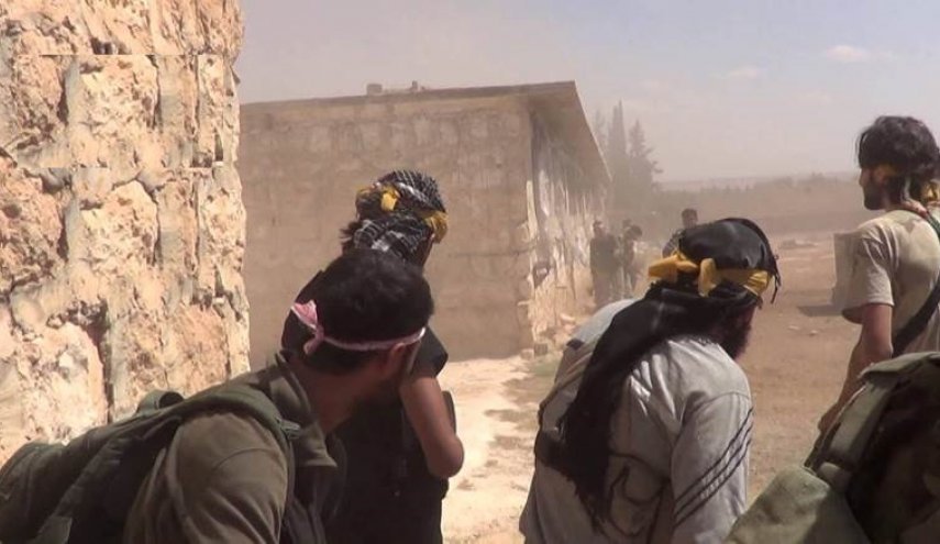 قذائف الجيش السوري تعالج مواقع تمركز قناصة ارهابيين بحلب