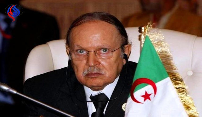 بوتفليقة يدعو الى تنشيط اتحاد المغرب العربي