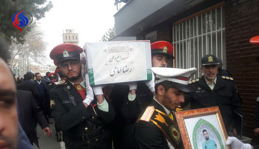پیکر شهدای انتظامی حادثه خیابان پاسداران تشییع شد