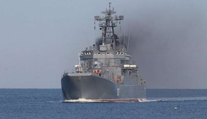 سفينتان حربيتان روسيتان تعبران البوسفور إلى سوريا.. ما مهمتهما؟