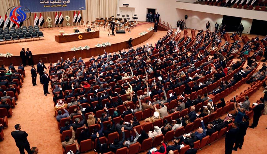 النواب الأكراد يقاطعون البرلمان العراقي ويلوحون باللجوء إلى القضاء